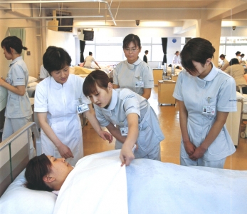Phẩm chất cần có của một sinh viên điều dưỡng tại Nhật